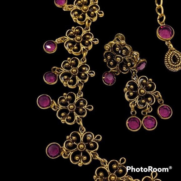 Iconic   Goldette Purple Fringed Rhinestone Necklace Matching Clip Earring Set - Picture 7 of 10